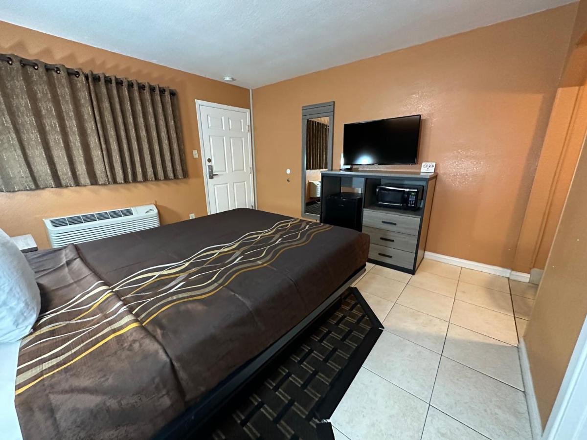 New Corral Motel Victorville Εξωτερικό φωτογραφία