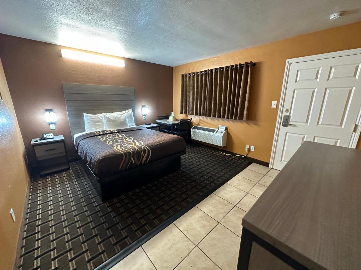 New Corral Motel Victorville Εξωτερικό φωτογραφία