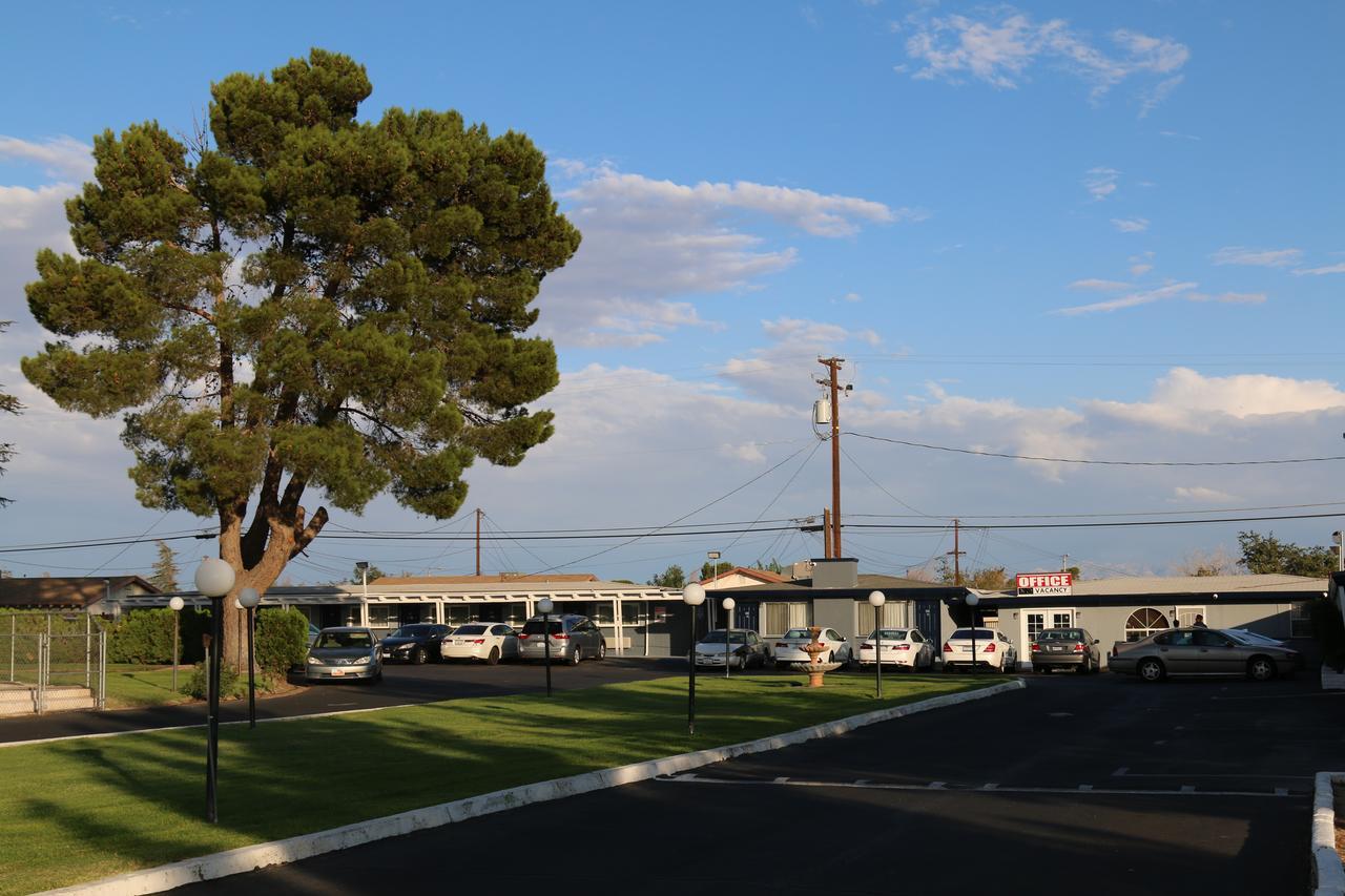 New Corral Motel Victorville Εξωτερικό φωτογραφία